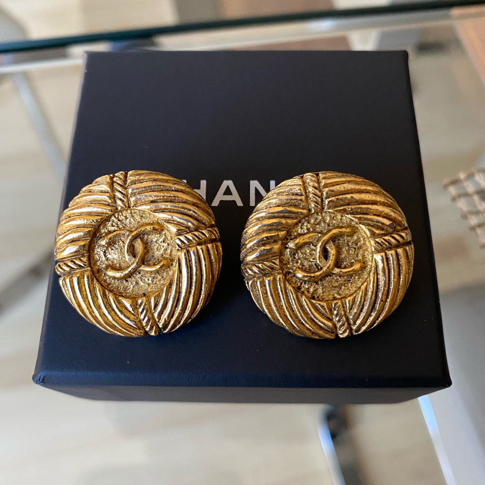 Chanel vintage earrings